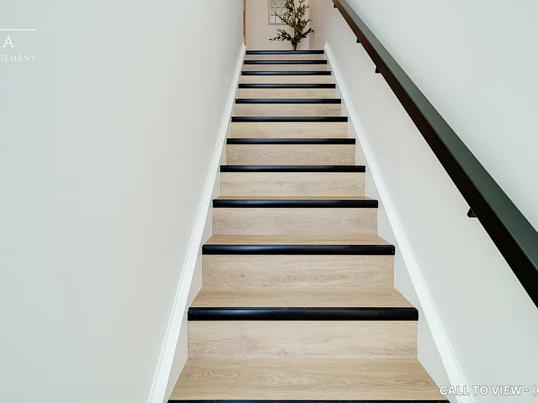 823 Stirling Ave S #2 — Photo 7