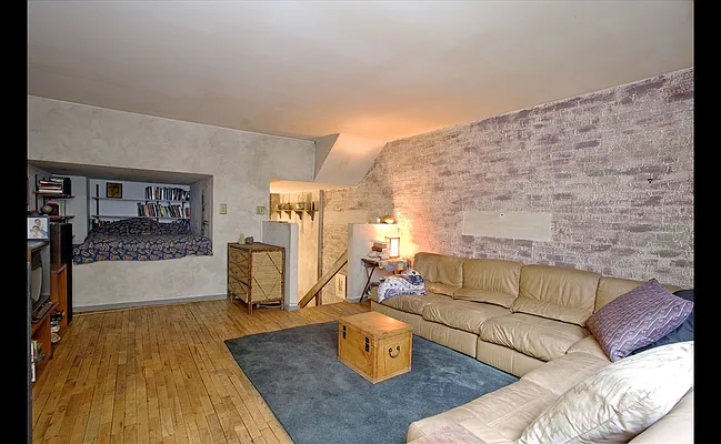 Sold by Douglas Elliman | media 14