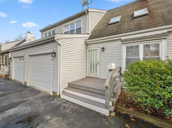 23 Orono St, Worcester, MA 01606