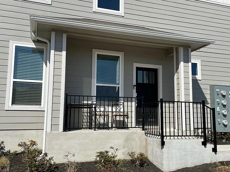 11308 Gadsen Ln — Photo 28