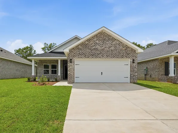 111 Spooner St, Defuniak Springs, FL 32433