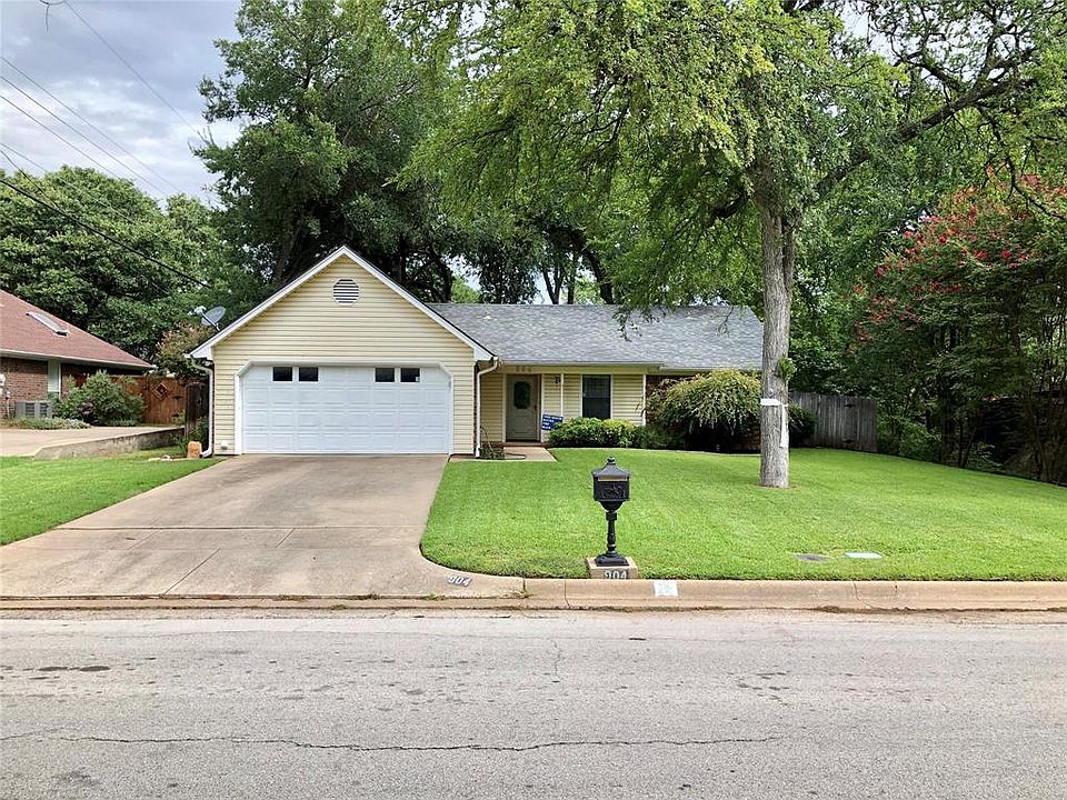 1st image of 904 W Redbud Dr