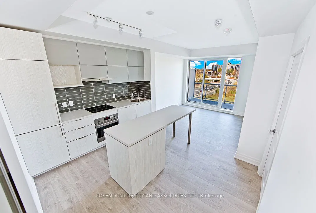 2 bed, $2,600 — Photo 4