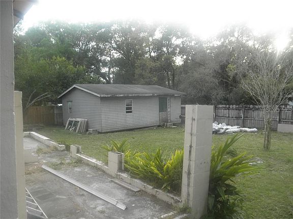4th image of 1208 W Hollywood St
