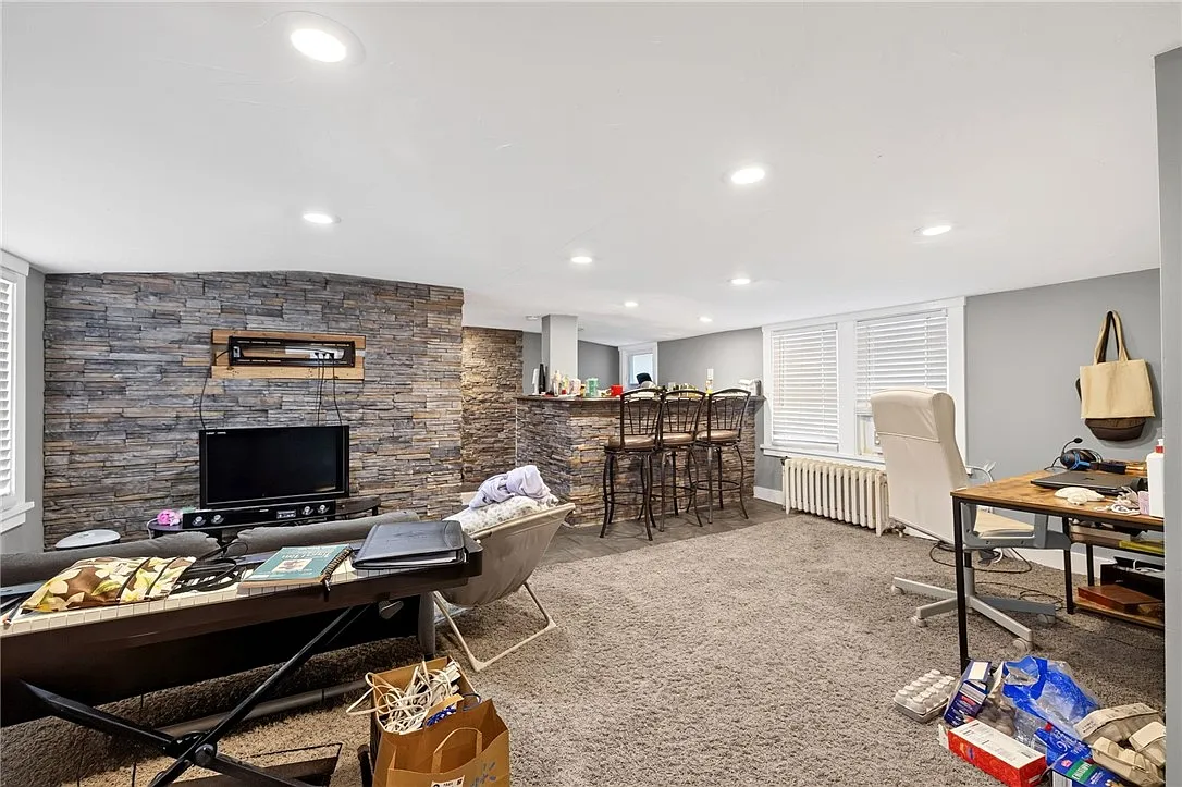 1 bed, 1.0 bath, 1000 sqft, $1,575 — Photo 3