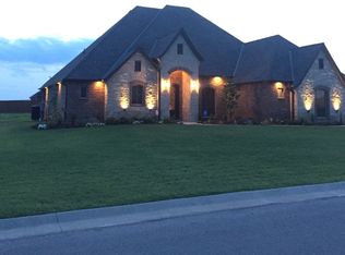 715 SW Zoe Dr, Lawton, OK 73505