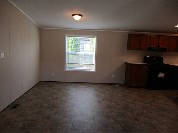 3rd image of 43600 W Park Dr #279