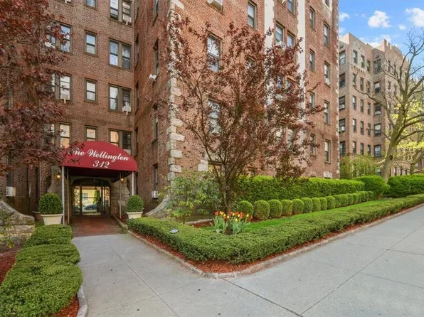 312 Main Street #4B, White Plains, NY 10601