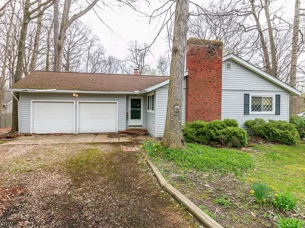 6935 Highlandview Dr, Painesville, OH 44077