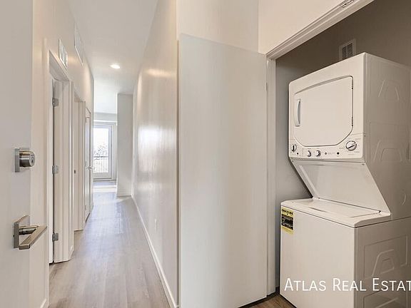 3rd image of 3830 N Olive St #204