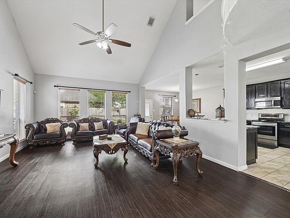 4th image of 7522 Brighton Knolls Ln
