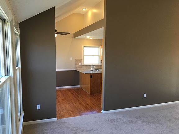 5th image of 1372 Wildbriar Dr