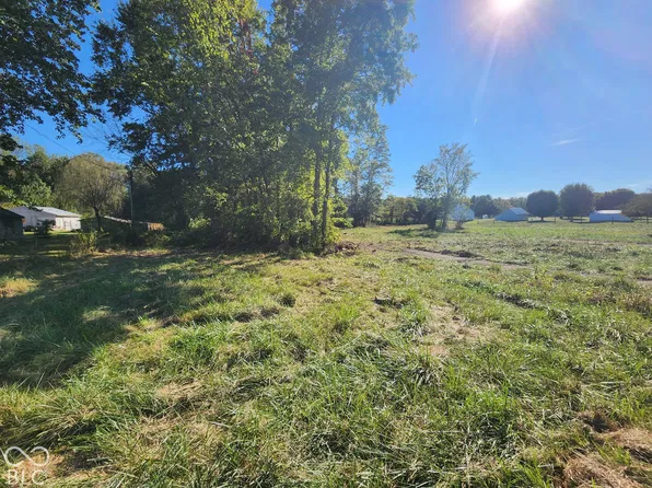 12327 E County Road 1000 N, Seymour, IN 47274