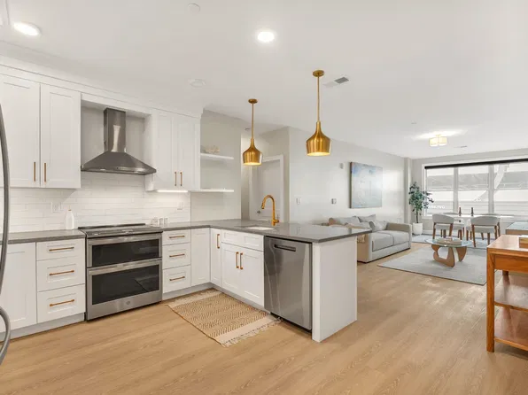 99 Foundry Place #108, Portsmouth, NH 03801