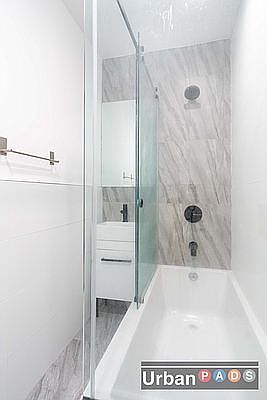 4th image of 283 E 32nd St #4A