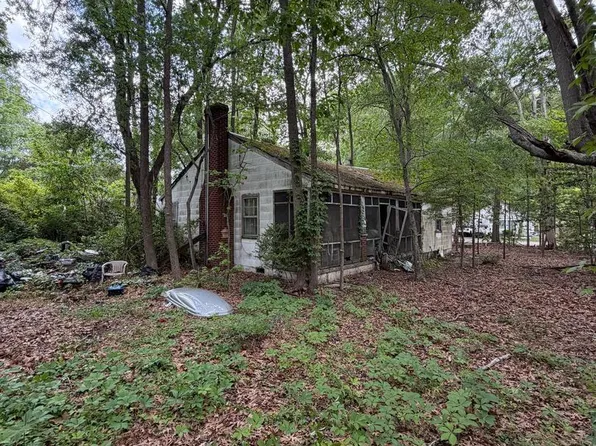 17000 15th St, King George, VA 22485