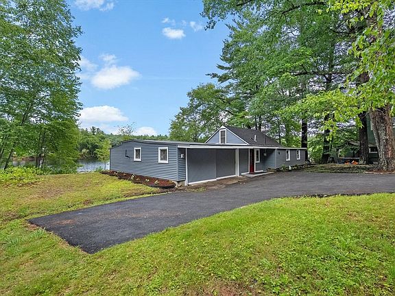 3rd image of 24 Cote Ln
