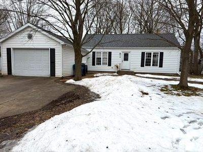 182 North CLINTON AVENUE, Clintonville, WI, 54929