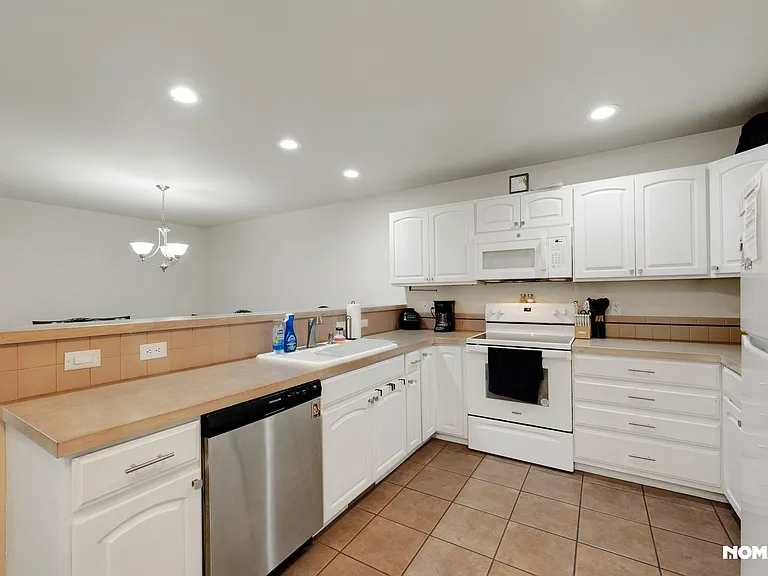 2088 35th Avenue Ct — Photo 2