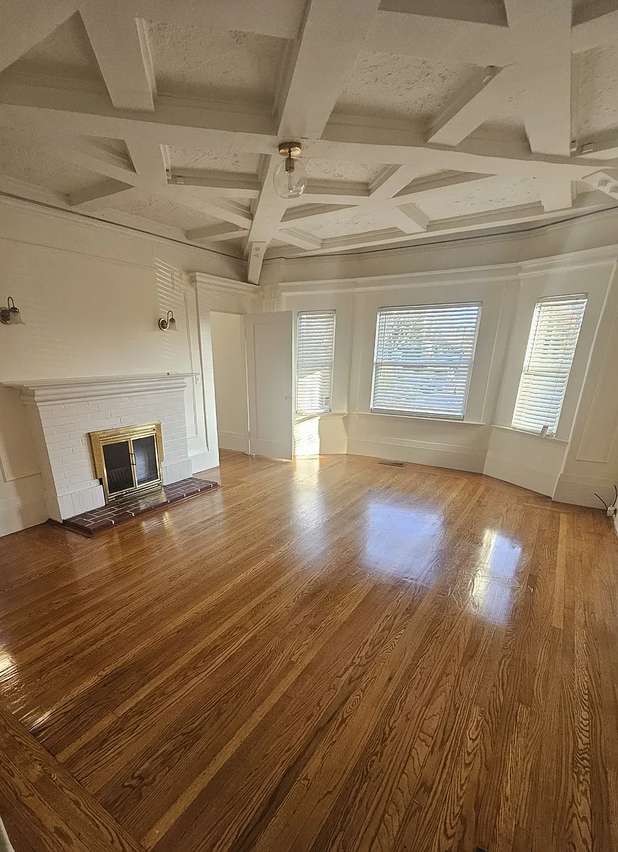 Living room - 2815 13th Ave