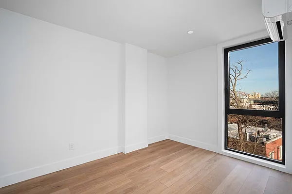 Rented by ABCO Commercial Properties, LLC | media 6