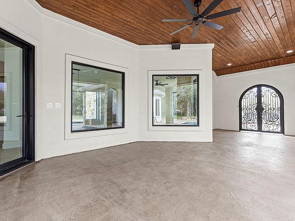 4th image of 531 Windmill Ranch Rd