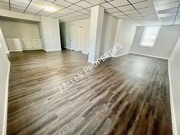 4th image of 313 N 12th St APT 304