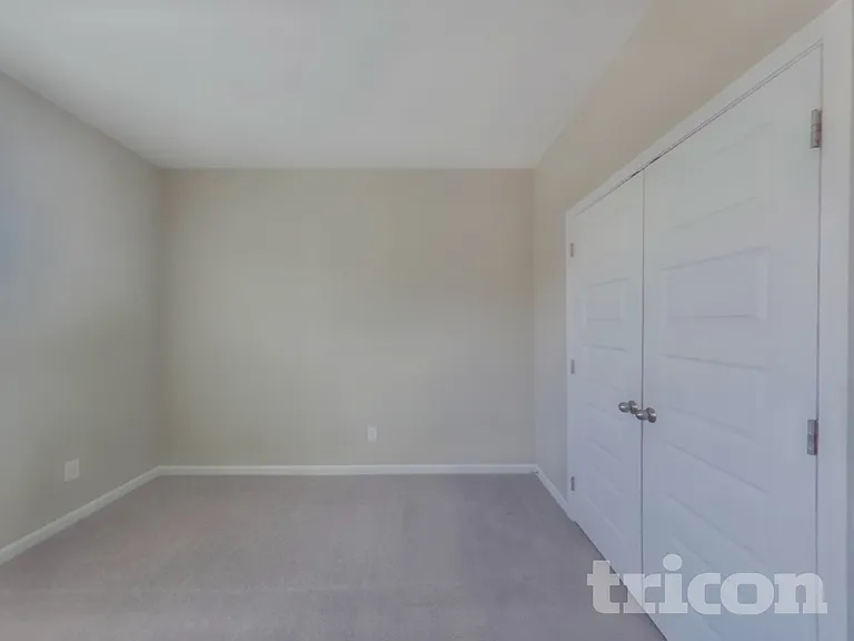 1016 Cyril Dr — Photo 10