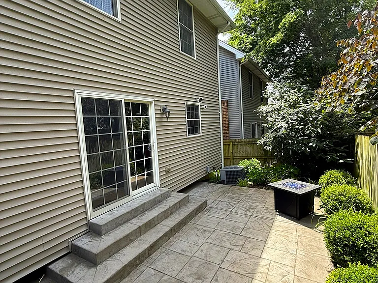 1617 Forest Ave #1 — Photo 17