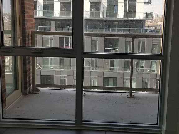 3rd image of 1787 Saint Clair Ave W #910