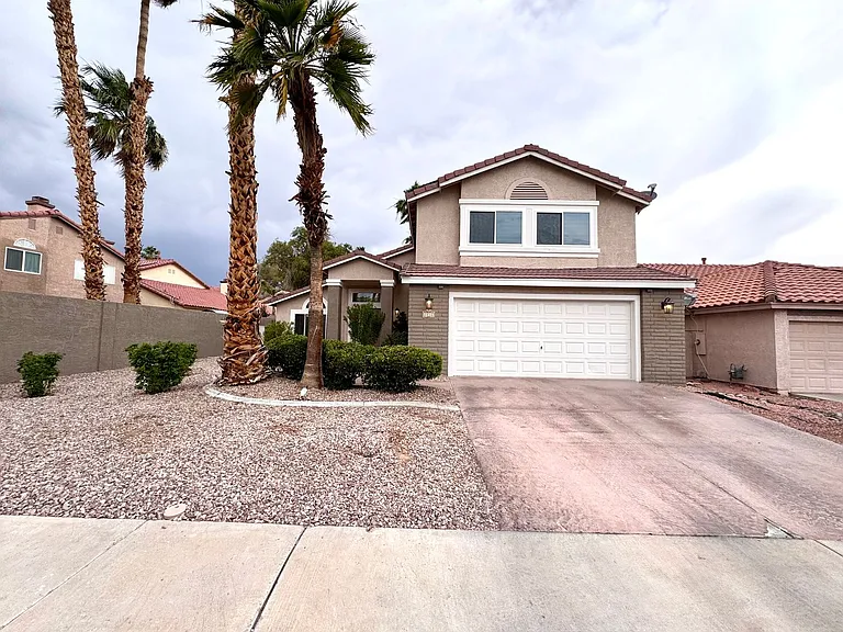 2056 Pinion Springs Dr — Photo 26