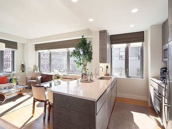 4th image of W 16th St Unit 3H