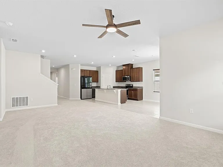 2964 Slough Creek Dr — Photo 3