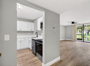 5340 Las Verdes Cr Las Verdes Circle #109, Delray Beach, FL 33484