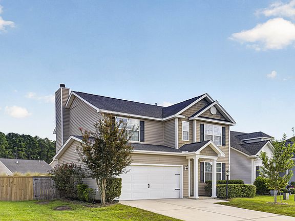 3rd image of 578 Crossland Dr
