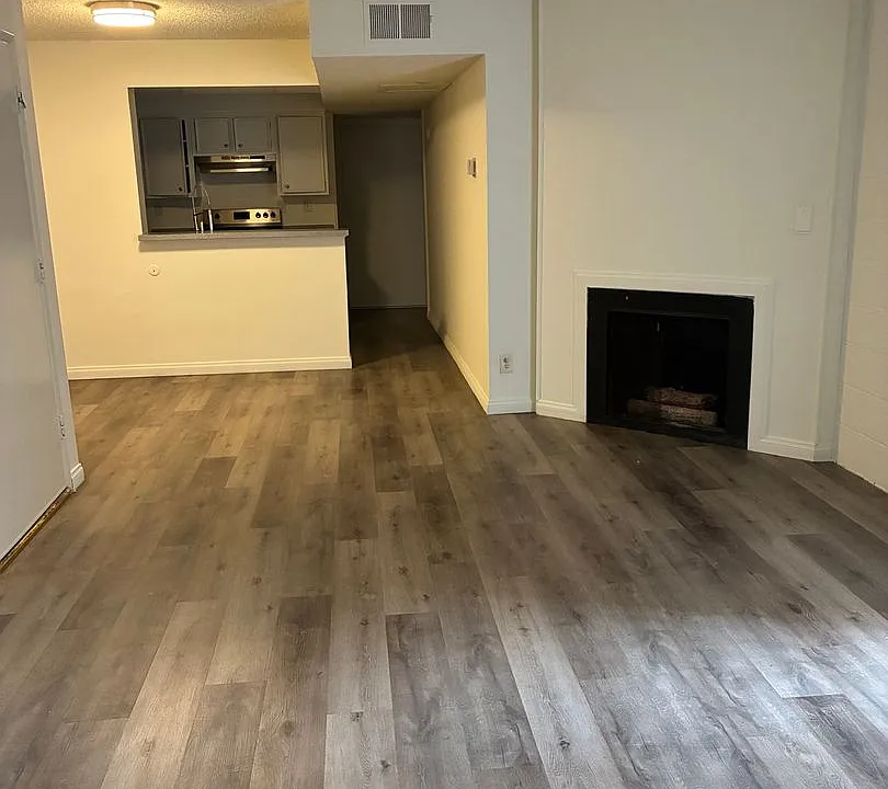 125 - Cedar Regency