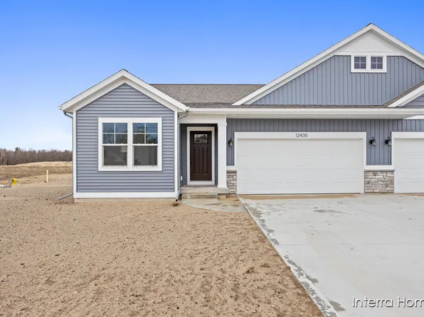 12435 Newbridge Dr #24, Grand Haven, MI 49417