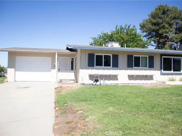 28501 Bradley Rd, Menifee, CA 92586