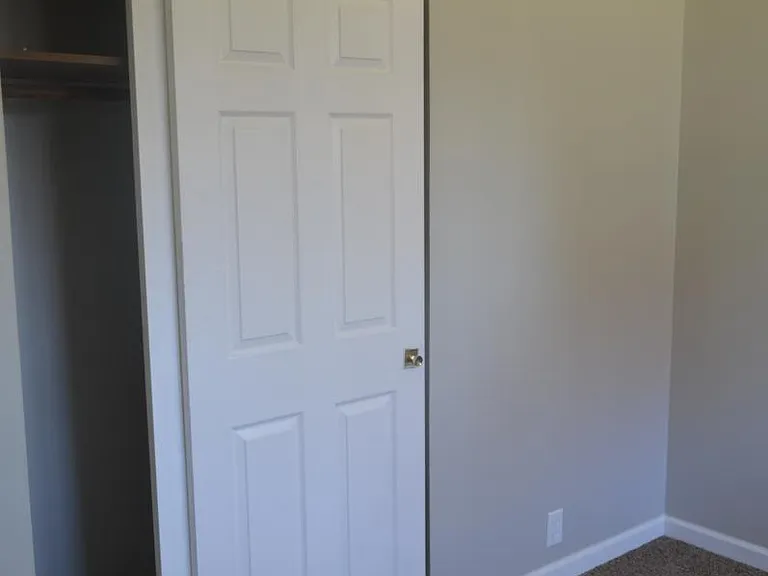 10326 Edgefield Dr — Photo 2