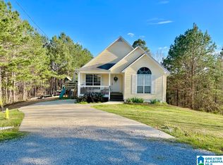 179 Nikki Ln, Warrior, AL 35180