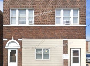 4002 Pulaski St, East Chicago, IN 46312