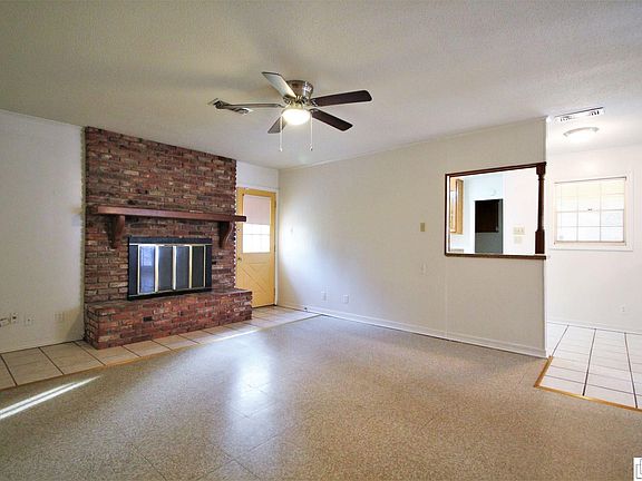 4th image of 83 Peachtree Dr