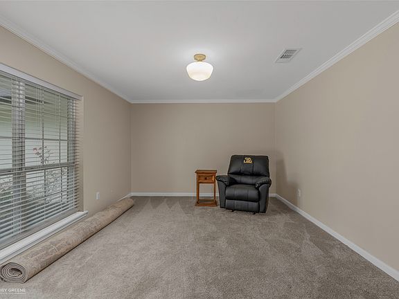 5th image of 6612 N Club Dr