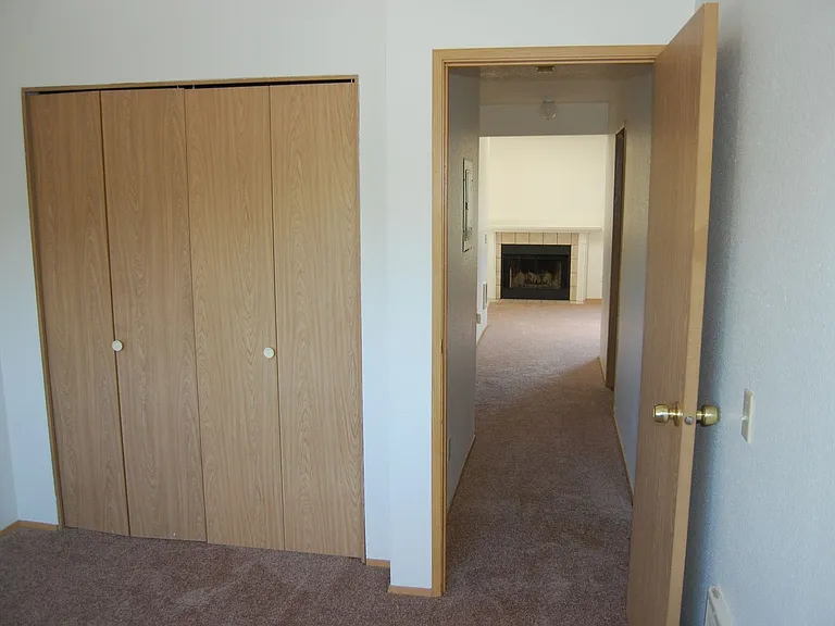 3400 NE 66th Ave — Photo 5