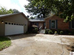 1255 Allen Ln, Paducah, KY 42001