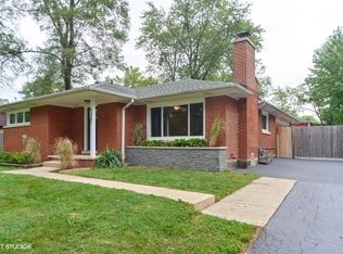 1261 S Lloyd Ave, Lombard, IL 60148