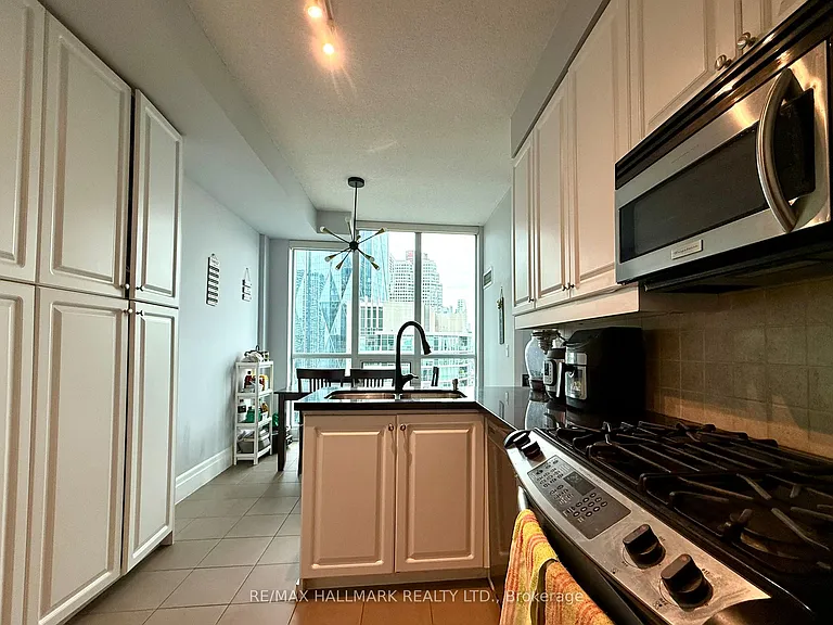 16 Yonge St #3803 — Photo 17