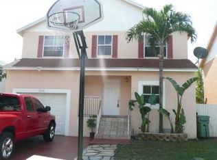 10230 NW 6th St, Pembroke Pines, FL 33026