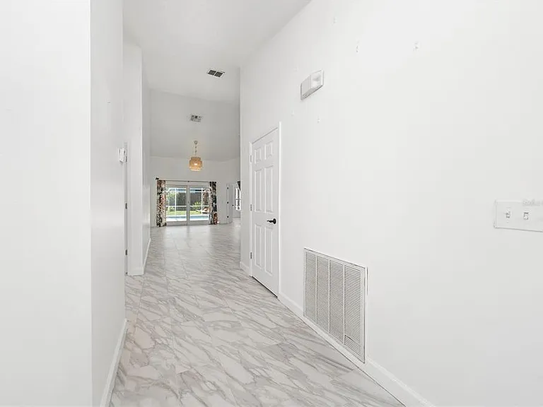 2608 Brandywine Ct — Photo 3