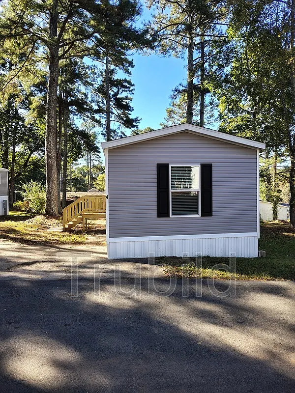 4 Poole Cir photo 1